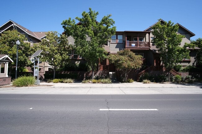 1948 Railroad Ave in Livermore, CA - Building Photo - Building Photo