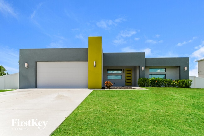property at 1324 NE 4th Pl