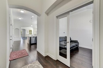 5805 Viejo Dr in Bee Cave, TX - Building Photo - Building Photo
