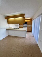 528 Green Springs Pl in West Palm Beach, FL - Building Photo - Building Photo