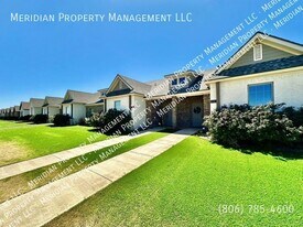 2745 137th St in Lubbock, TX - Building Photo