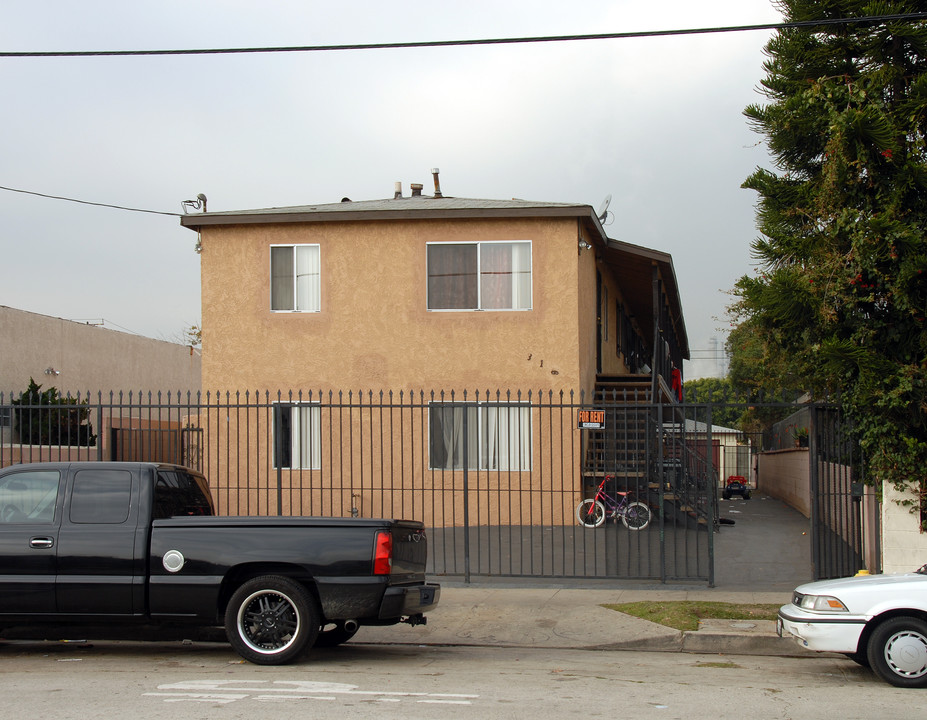 319 Hawaiian Ave in Los Angeles, CA - Building Photo