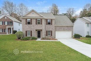 2070 Stonebrook Dr in Austell, GA - Building Photo