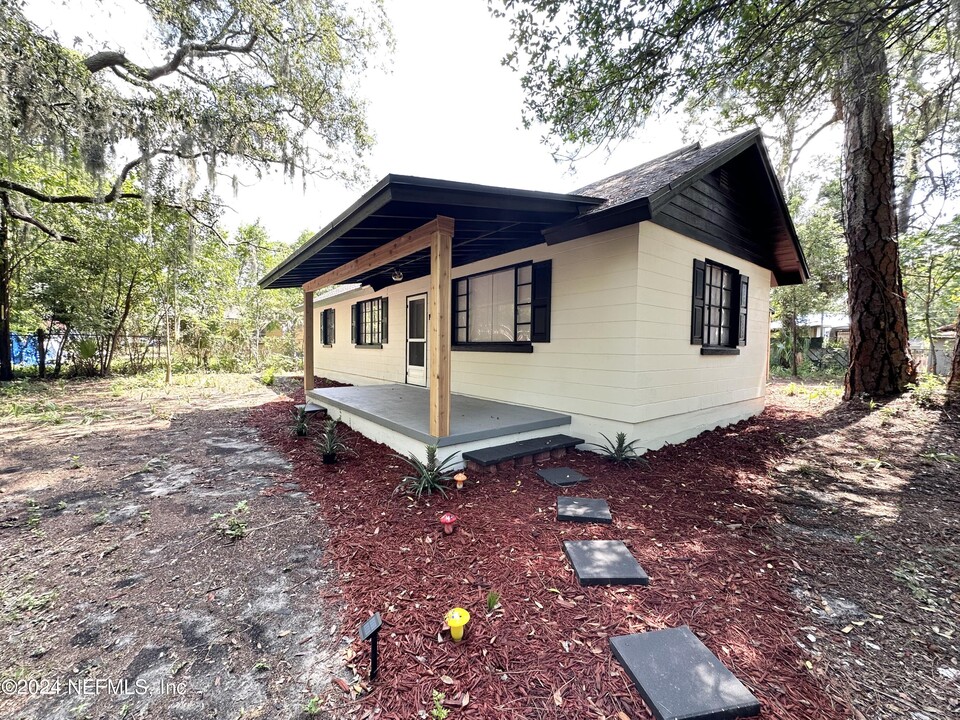 1941 Bennett St in Jacksonville, FL - Building Photo