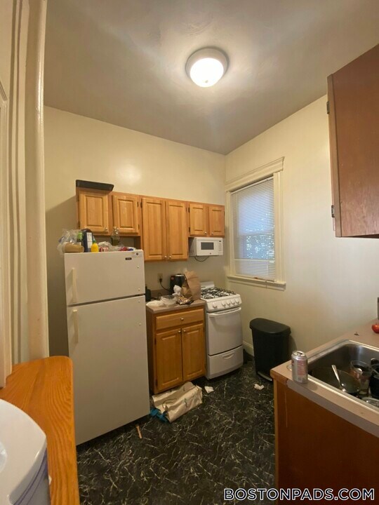 124 Peterborough St in Boston, MA - Building Photo