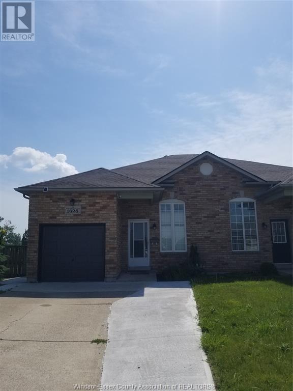 1628 Heatherglen Dr in Tecumseh, ON - Building Photo - Building Photo