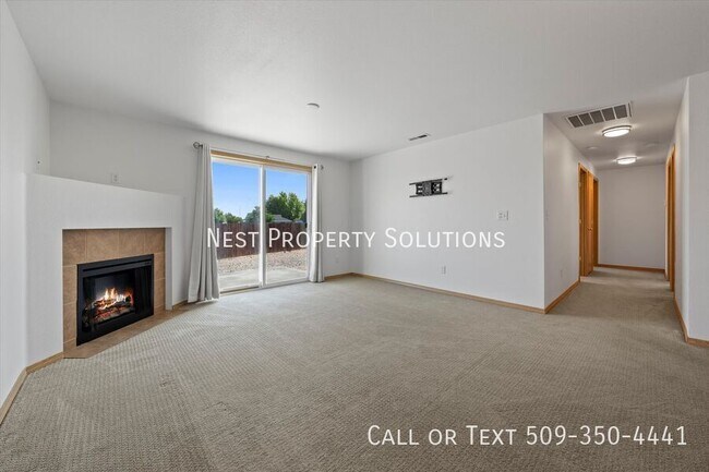 416 E Linden Ave in Moses Lake, WA - Building Photo - Building Photo
