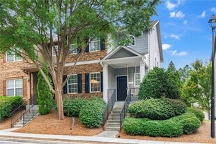 5227 Whiteoak Ave in Smyrna, GA - Building Photo