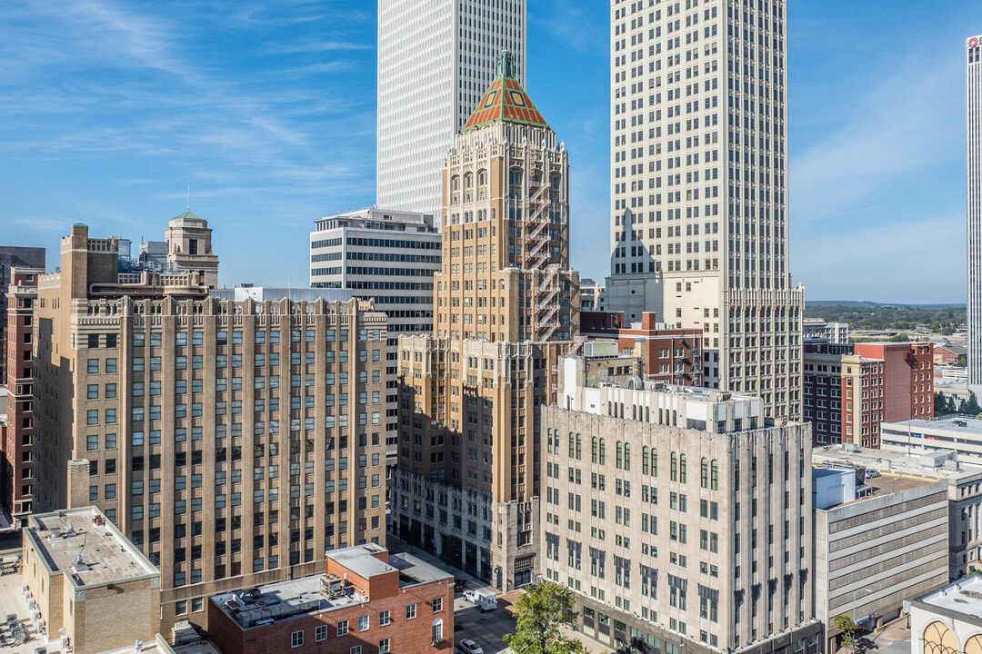 Philtower Lofts in Tulsa, OK - Building Photo