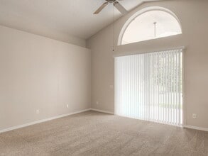 14200 Viburnum Ln in Orlando, FL - Building Photo - Building Photo