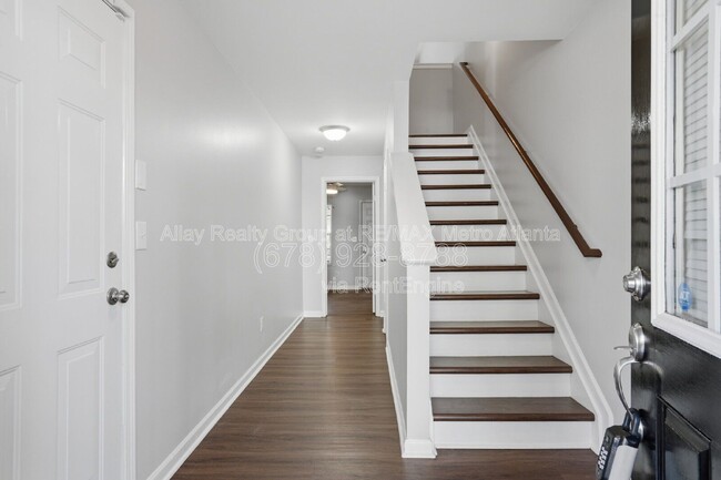 648 Providence Pl SW in Atlanta, GA - Building Photo - Building Photo