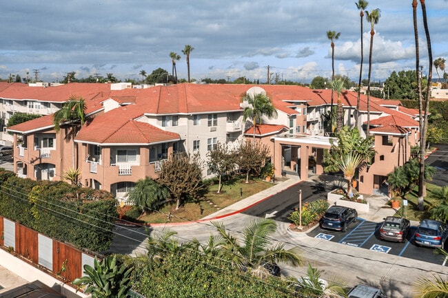 La Mirada Heights in La Mirada, CA - Foto de edificio - Building Photo