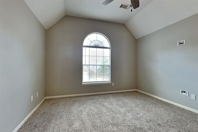 1406 Chesterpoint Dr