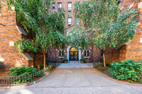 4333 46th St in Sunnyside, NY - Foto de edificio - Building Photo