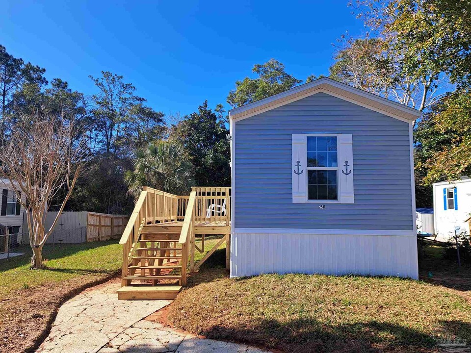 2511 San Juan Grande in Pensacola, FL - Building Photo