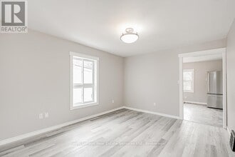 33 Rose Ave in Brantford, ON - Building Photo - Building Photo