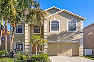 8844 Fawn Ridge Dr in Ft. Myers, FL - Building Photo