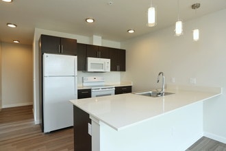 Hana in Seattle, WA - Foto de edificio - Interior Photo
