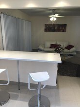 75 Capri B-Unit -B in Delray Beach, FL - Foto de edificio - Building Photo