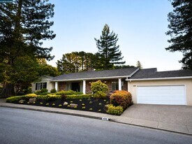 12195 Blythen Way in Oakland, CA - Building Photo