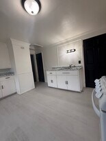 5116 N 32nd St in Milwaukee, WI - Building Photo