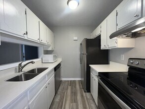 3561 Mill Run in Raleigh, NC - Building Photo - Building Photo