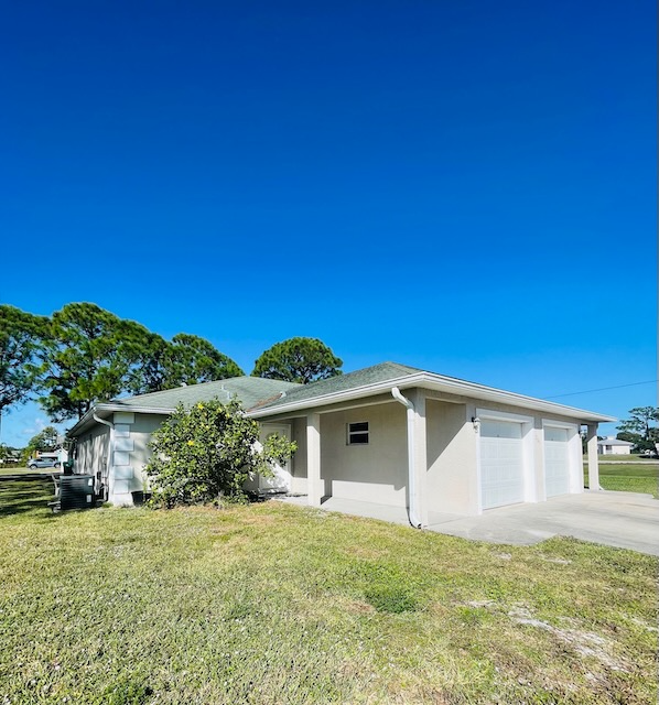 201 Keen Terrace in Sebastian, FL - Building Photo