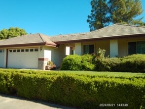 1325 Jamie Dr in Yuba City, CA - Building Photo - Building Photo