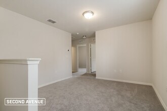 280 Begonia Ln in Poinciana, FL - Building Photo - Building Photo