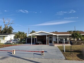 691 G Ave in Winter Haven, FL - Building Photo - Building Photo