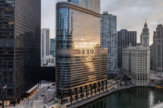 Trump International Hotel & Tower - Chicago in Chicago, IL - Foto de edificio - Building Photo