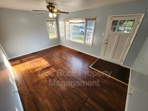 1009 Hillside Dr in Ada, OK - Building Photo - Building Photo