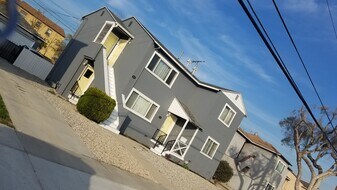 2059 W 104th St, Unit 2061 in Los Angeles, CA - Building Photo