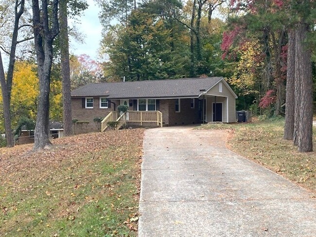 300 Burroughs St in Charlotte, NC - Building Photo - Building Photo