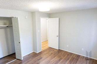 Bankview Hill Apartments in Calgary, AB - Building Photo - Building Photo