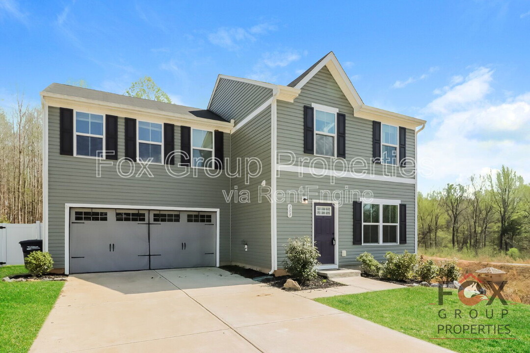 103 Crownpiece St in Troutman, NC - Building Photo