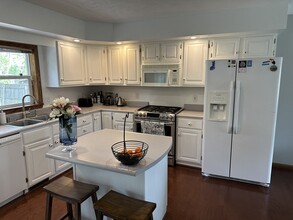 2610 Dexter Ave in Ann Arbor, MI - Building Photo - Building Photo