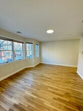 393 W Broadway, Unit 6 in Boston, MA - Building Photo - Building Photo