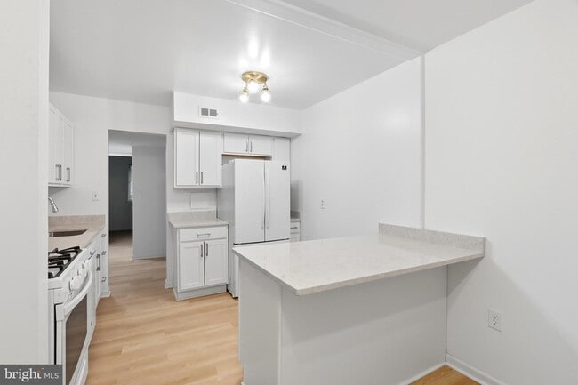 5005 Green Mountain Cir, Unit 4 in Columbia, MD - Building Photo - Building Photo