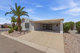 215 N Power Rd in Mesa, AZ - Building Photo - Building Photo