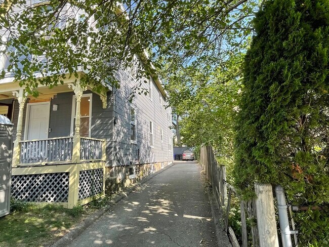29 Catherine St in Boston, MA - Building Photo - Building Photo