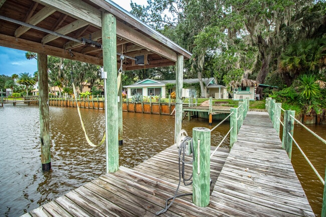 property at 2 Weldon Way