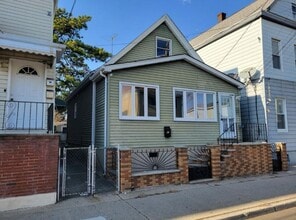 46 Center St in Clifton, NJ - Building Photo - Building Photo