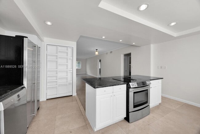 property at 940 Sevilla Ave