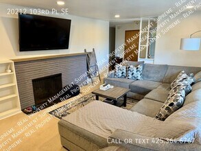 20212 103rd Pl SE in Kent, WA - Building Photo - Building Photo