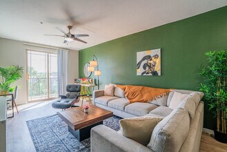 1275 E University Dr, Unit SI ID1502185P in Tempe, AZ - Foto de edificio - Building Photo