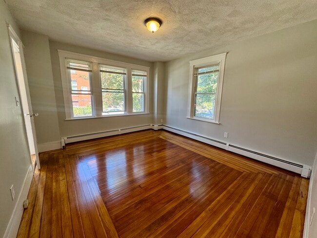 109 Ruggles St, Unit 1 in Providence, RI - Building Photo - Building Photo