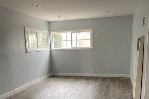 2233 Clyde Ave, Unit 4 in Los Angeles, CA - Building Photo