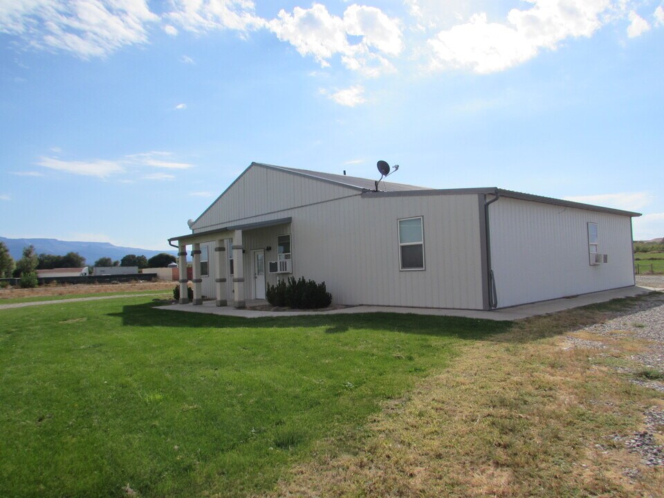 3271 C 1/2 Rd in Palisade, CO - Building Photo