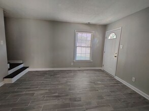 334 N Hoskins Rd in Charlotte, NC - Building Photo - Building Photo